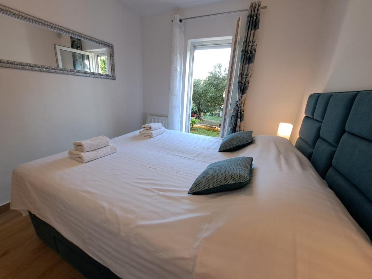 Jalumi Apartman Zára Kültér fotó