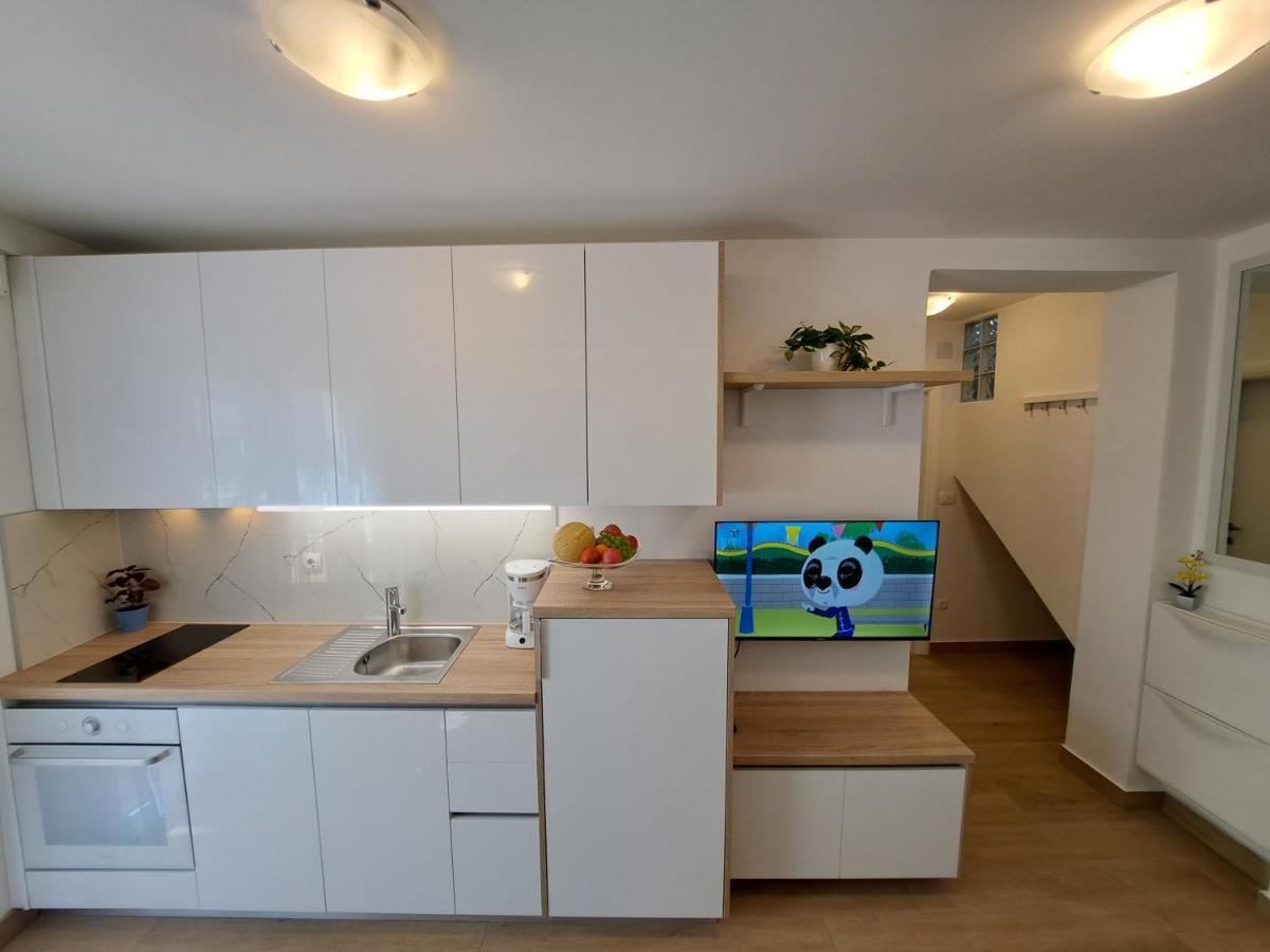 Jalumi Apartman Zára Kültér fotó